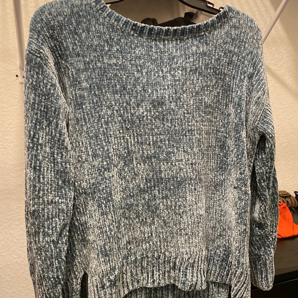 Jones New York Blue Fuzzy sweater
